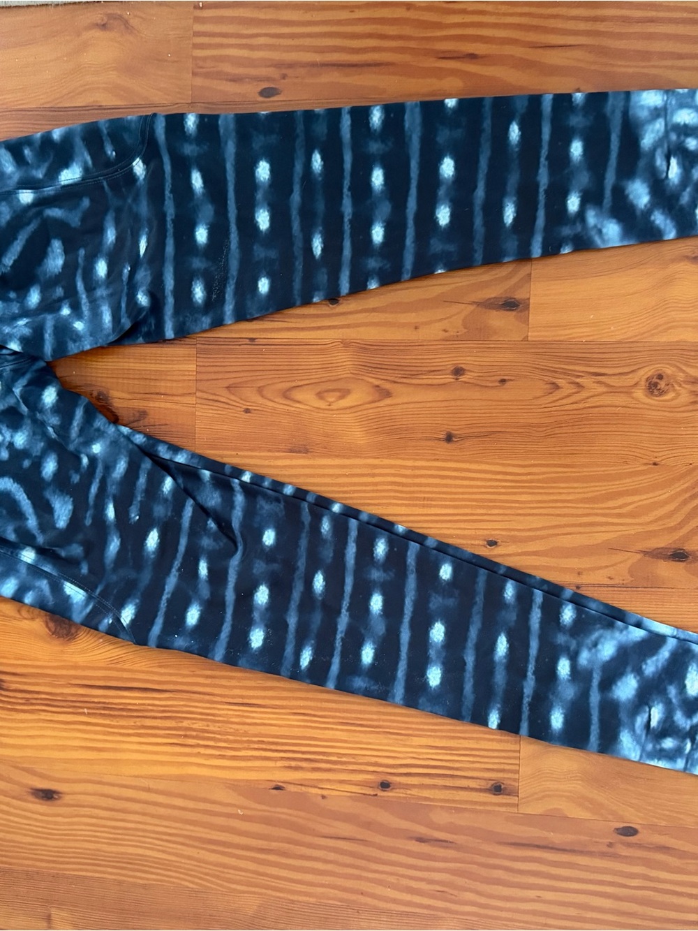 Waterlust Dive Leggings - Picture 10 of 16